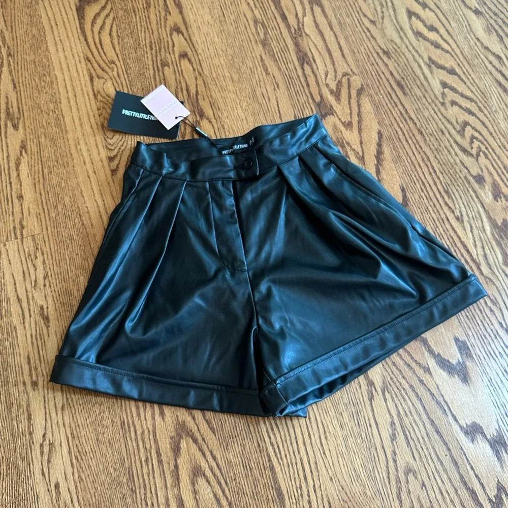 PrettyLittleThing nwt never